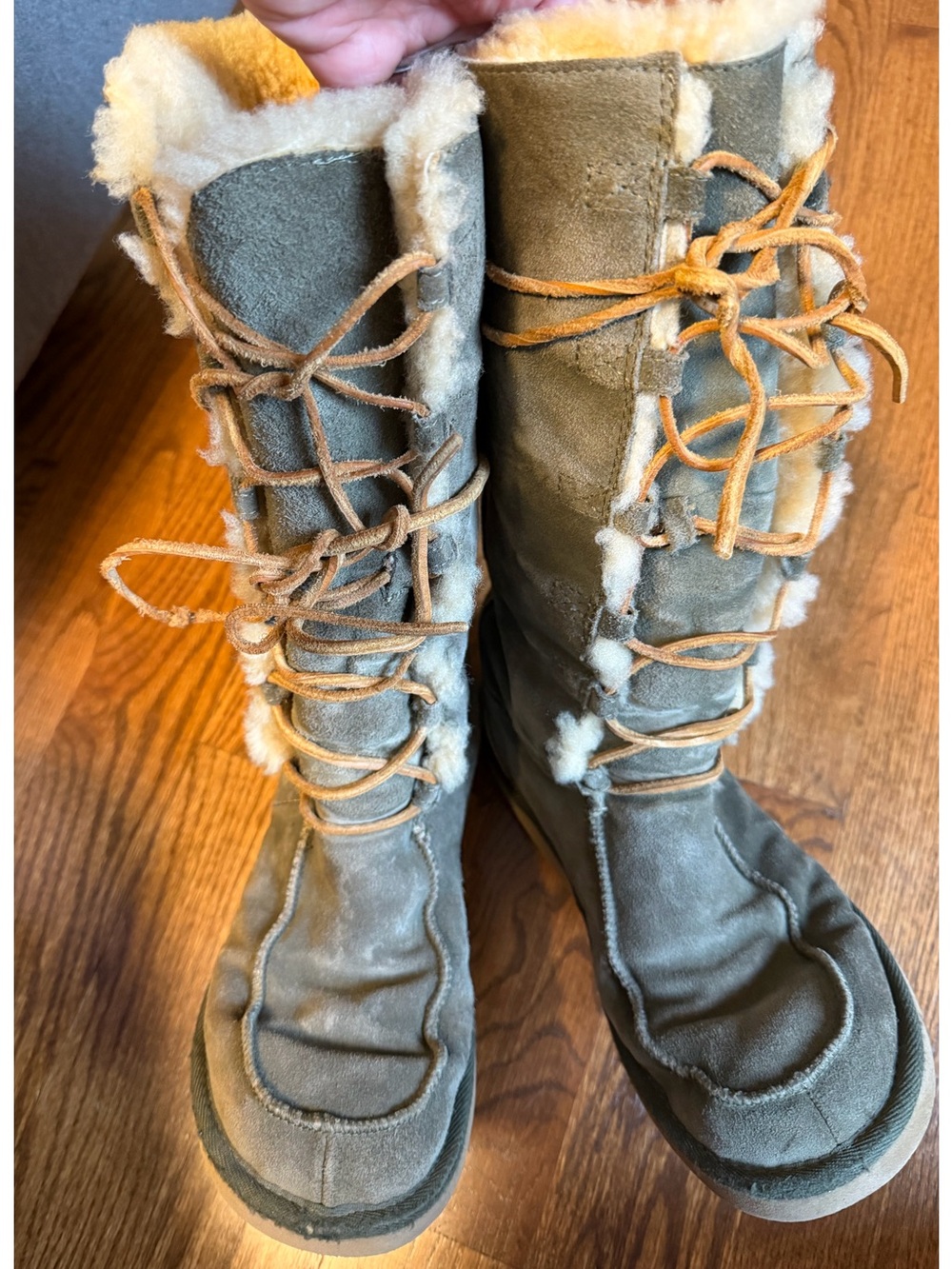 UGG green shearling UPTOWN lace up tall boots size 9